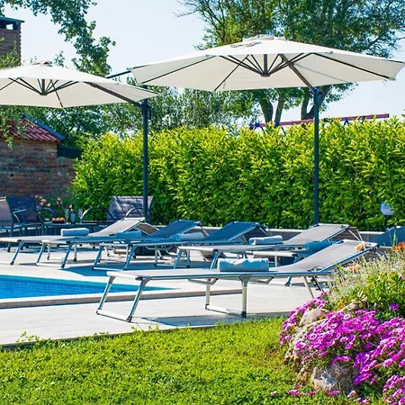 Afrodita In Pula-istrien *