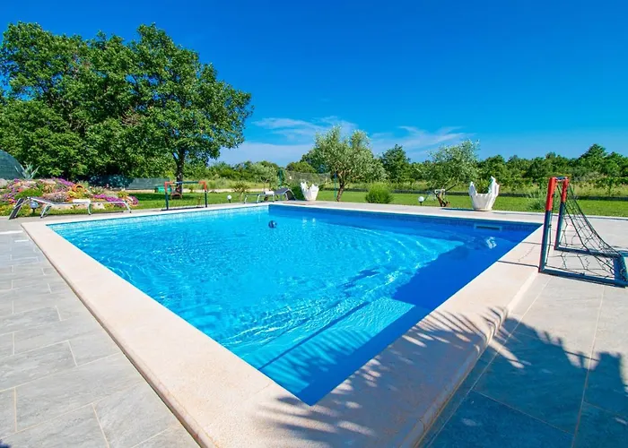 Villa Afrodita In Pula-istrien Póla