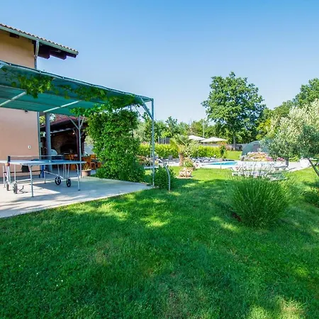 Afrodita In Pula-istrien Βίλα