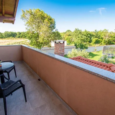 Βίλα Afrodita In Pula-istrien *