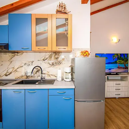 Afrodita In Pula-istrien Βίλα