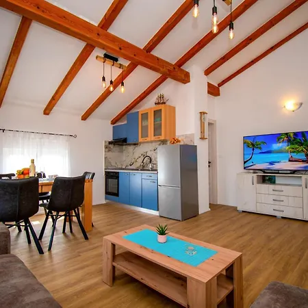 Villa Afrodita In Pula-istrien *