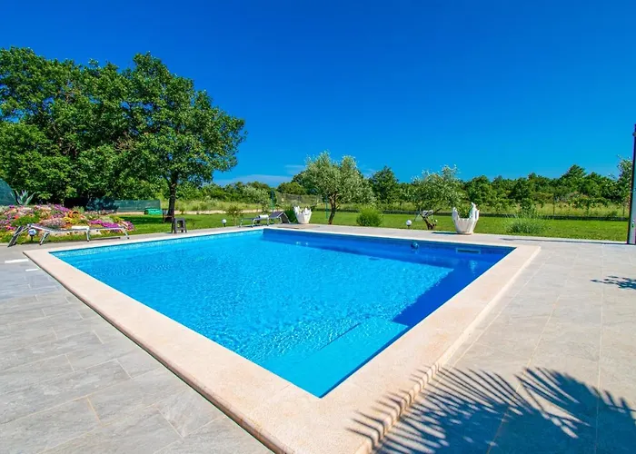 Afrodita In Pula-istrien Villa *