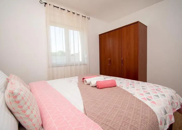 Afrodita In Pula-istrien 빌라