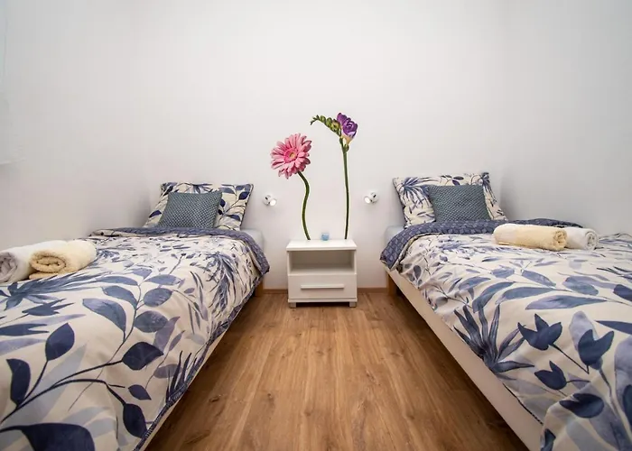 Afrodita In Pula-istrien 풀라