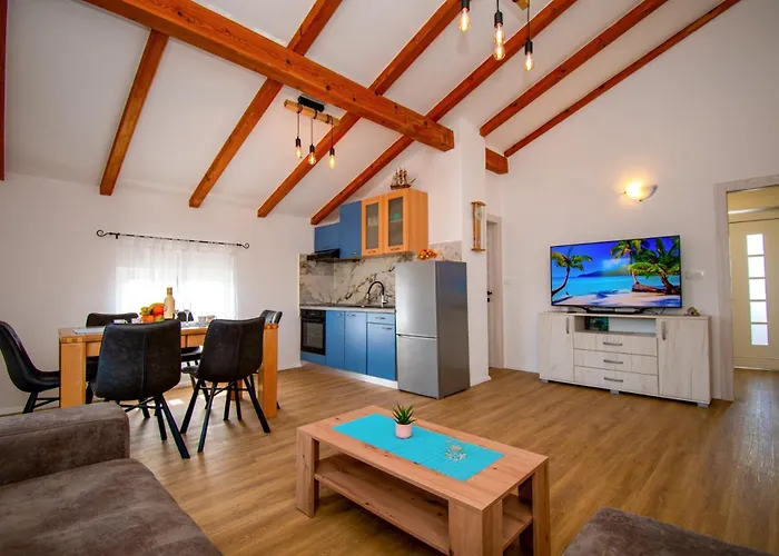 빌라 Afrodita In Pula-istrien *