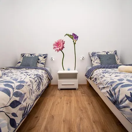 Afrodita In Pula-istrien Pula